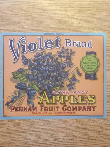 Violet Wenatchee Okanogan District Fruit Crate Label