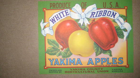 White Ribbon 1/2 bushel Fruit Crate Label