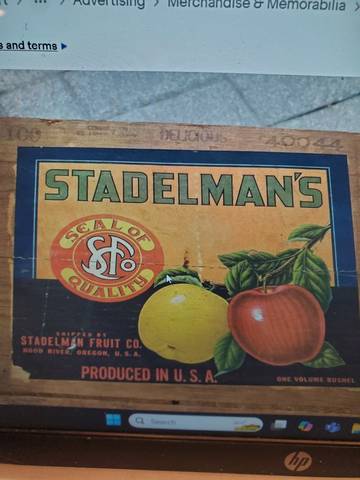 Stadelman's Hood River Fruit Crate Label