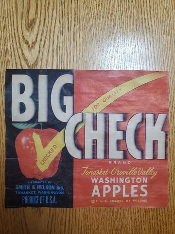 Big Check Red Fancy Fruit Crate Label