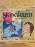 Skookum Kingfruit Dark Green In Border