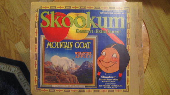 Skookum Mountain Goat XF 2 Weights Fruit Crate Label