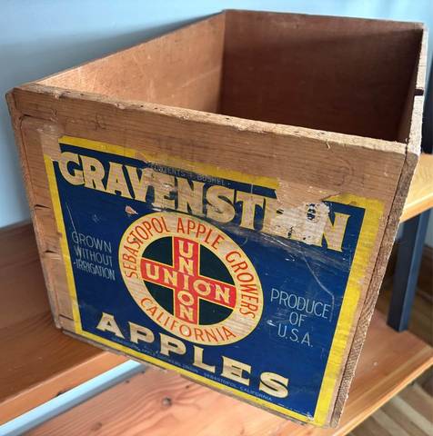 Gravenstein Label Top Fruit Crate Label