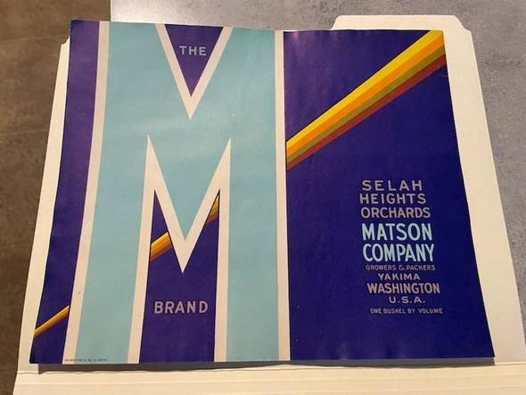 M Brand Selah Heights Fruit Crate Label