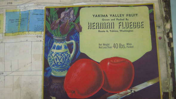 Yakima Valley Fruit 40LBS Fruit Crate Label
