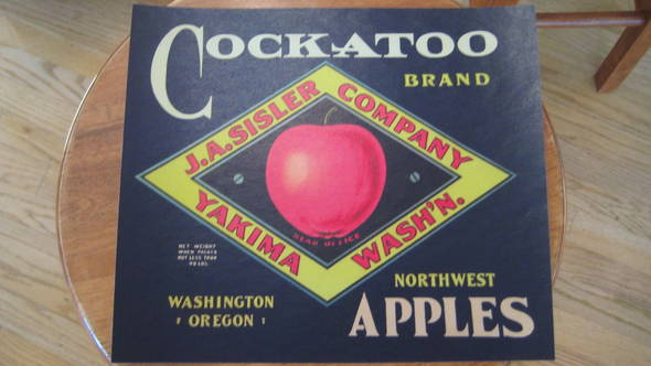 Cockatoo Black Fruit Crate Label