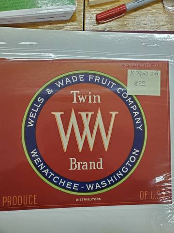 twin W Red Fruit Crate Label