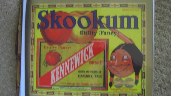 Skookum Kennewick FCY 40 Fruit Crate Label