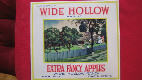 Wide Hollow Fruit Crate Label