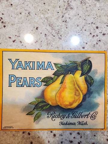 Yakima Pears Schmidt Fruit Crate Label