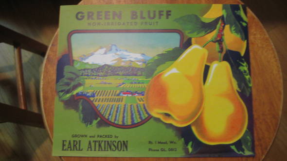 Green Bluff Fruit Crate Label