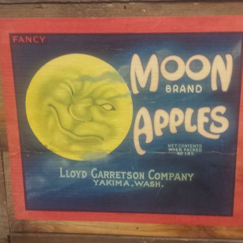Moon Fcy Fruit Crate Label