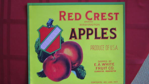 Red Crest Fruit Crate Label
