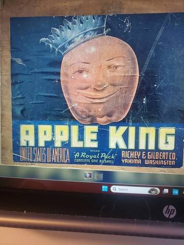 Apple King Schmidt Left Of LR Fruit Crate Label