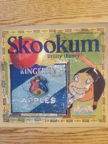 Skookum Kingfruit Dark Green In Border Fruit Crate Label