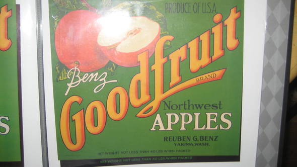 Goodfruit Fruit Crate Label