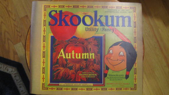 Skookum Autumn Utility Fancy Fruit Crate Label