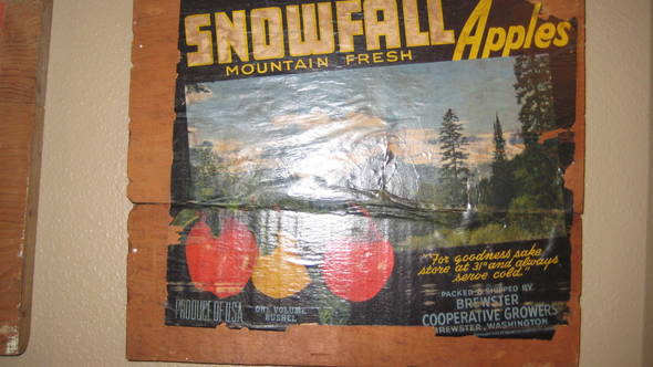 Snowfall Fruit Crate Label