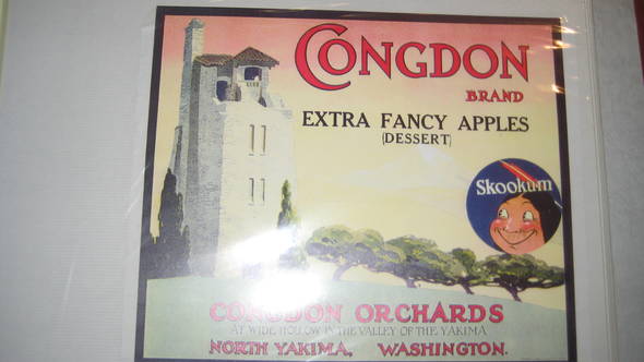 Castle Skookum sticker Fruit Crate Label