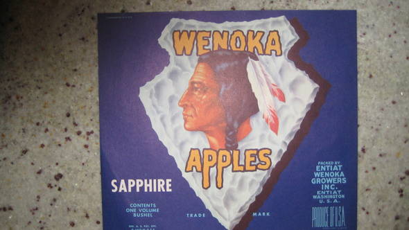 Wenoka Saphire Fruit Crate Label