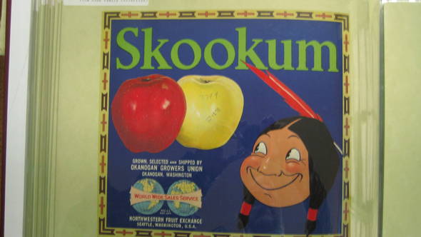 Skookum Early OGU Fruit Crate Label