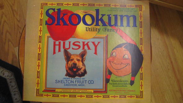 Skookum Husky Shelton Utility Fancy Fruit Crate Label