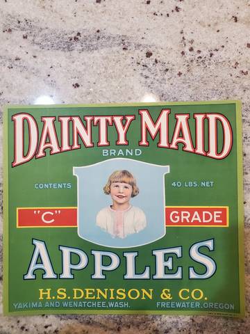 Dainty Maid Green 40 LBS on Right Fruit Crate Label
