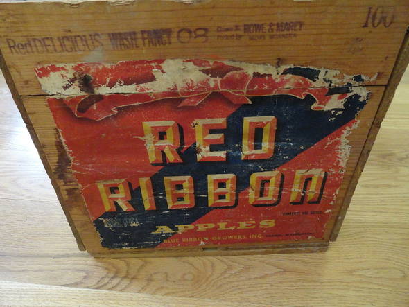 Red Ribbon Blue Ribbon Growers Fruit Crate Label