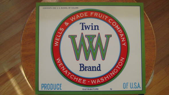 Twin W White Fruit Crate Label