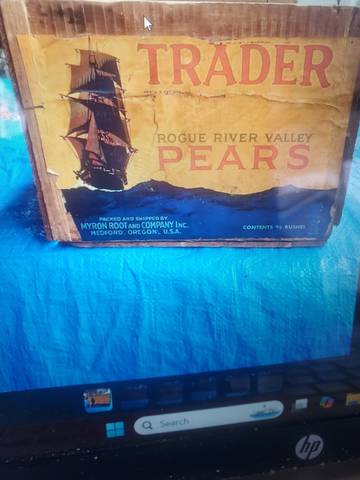 Trader 4 5th Bushel Fruit Crate Label