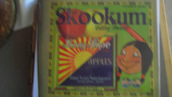 Skookum Sunny Slope Fancy Fruit Crate Label