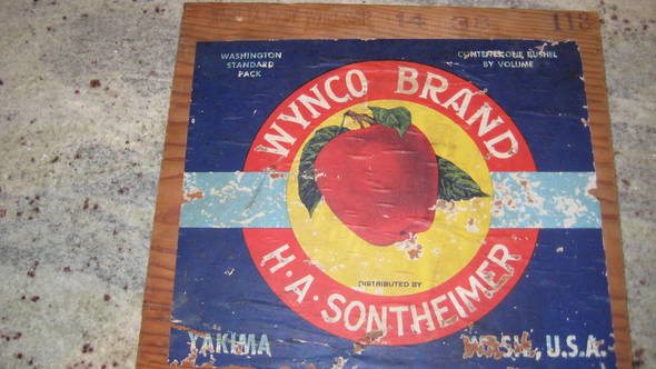 Wynco Blue Fruit Crate Label