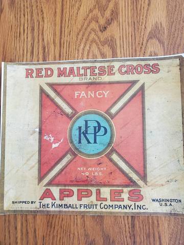 Red Maltese Cross Fruit Crate Label