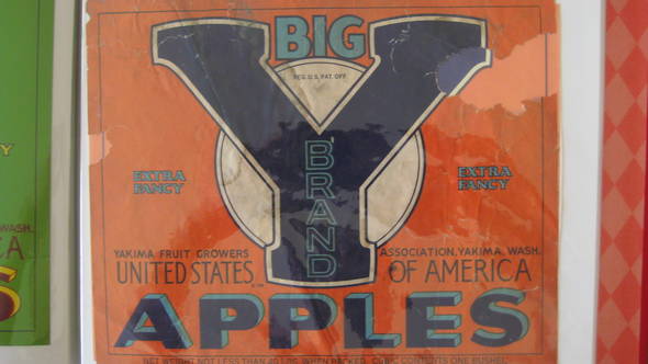 Big Y Fruit Crate Label