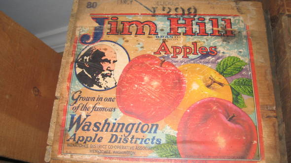 Jim Hill older red Fruit Crate Label