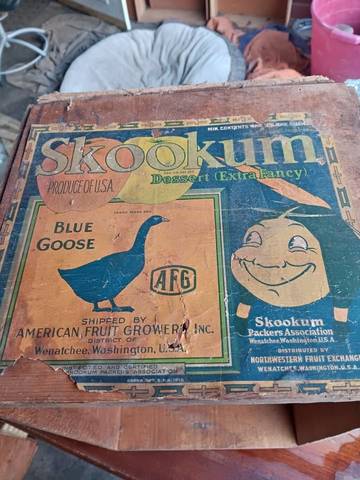Skookum AFG Wen Produce Of USA Fruit Crate Label