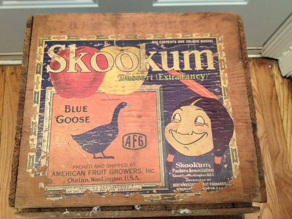 Skookum Blue Goose Chelan Fruit Crate Label