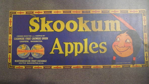 Skookum 1st Cashmere 1/2 Fruit Crate Label