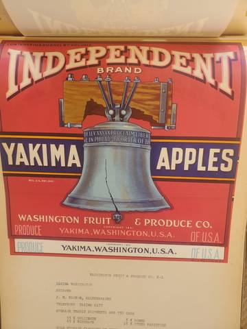 Independent Red No Grade No Dist Fruit Crate Label