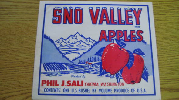 Sno Valley Fruit Crate Label