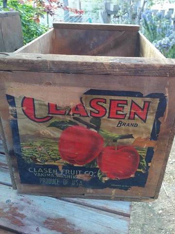 Clasen Fruit Co Blue Fruit Crate Label