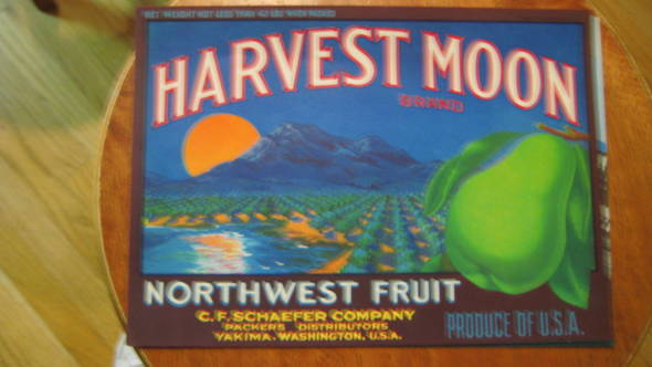 Harvest Moon Fruit Crate Label