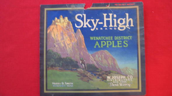 Sky High Damaged Fruit Crate Label