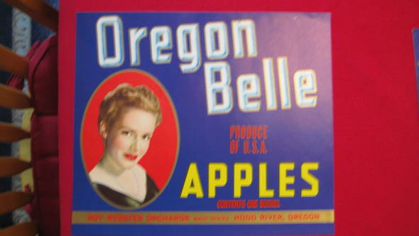Oregon Belle Fruit Crate Label