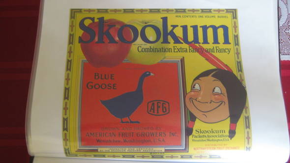 Skookum AFG Wenatchee Combo Fruit Crate Label