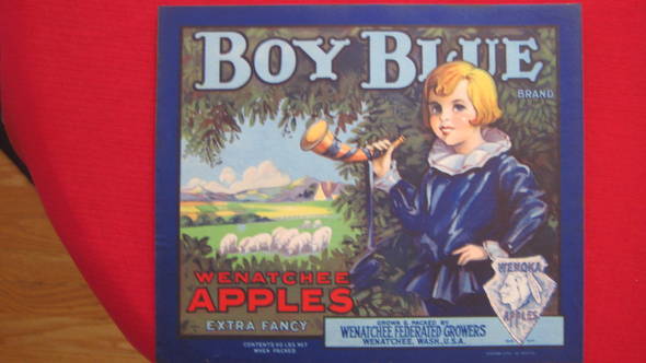 Boy Blue Wenatchee Federated Fruit Crate Label