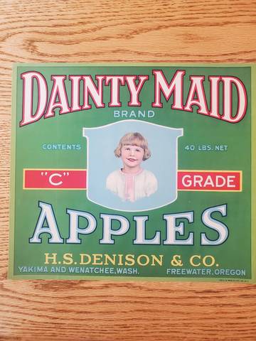 Dainty Maid Green 40 LBS on Right Fruit Crate Label