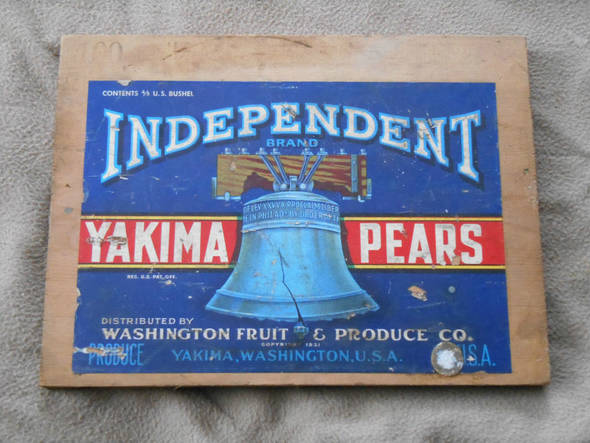 Independent blue pear Fruit Crate Label