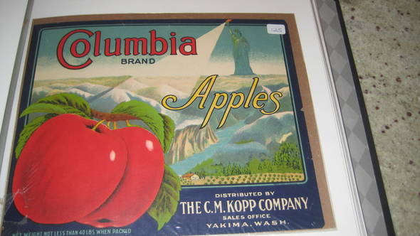Columbia 40lbs bottom Fruit Crate Label