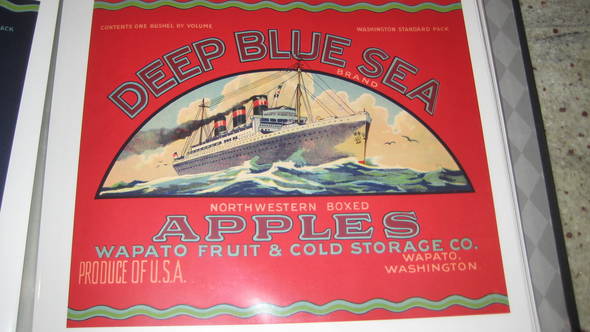 Deep Blue Sea Red Fruit Crate Label